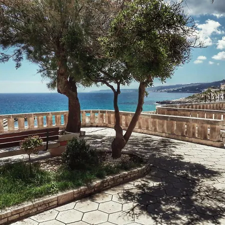 La Finestra Su Castro Marina - Sitcase