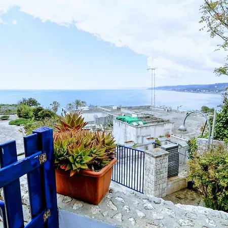Apartment La Finestra Su Castro Marina - Sitcase
